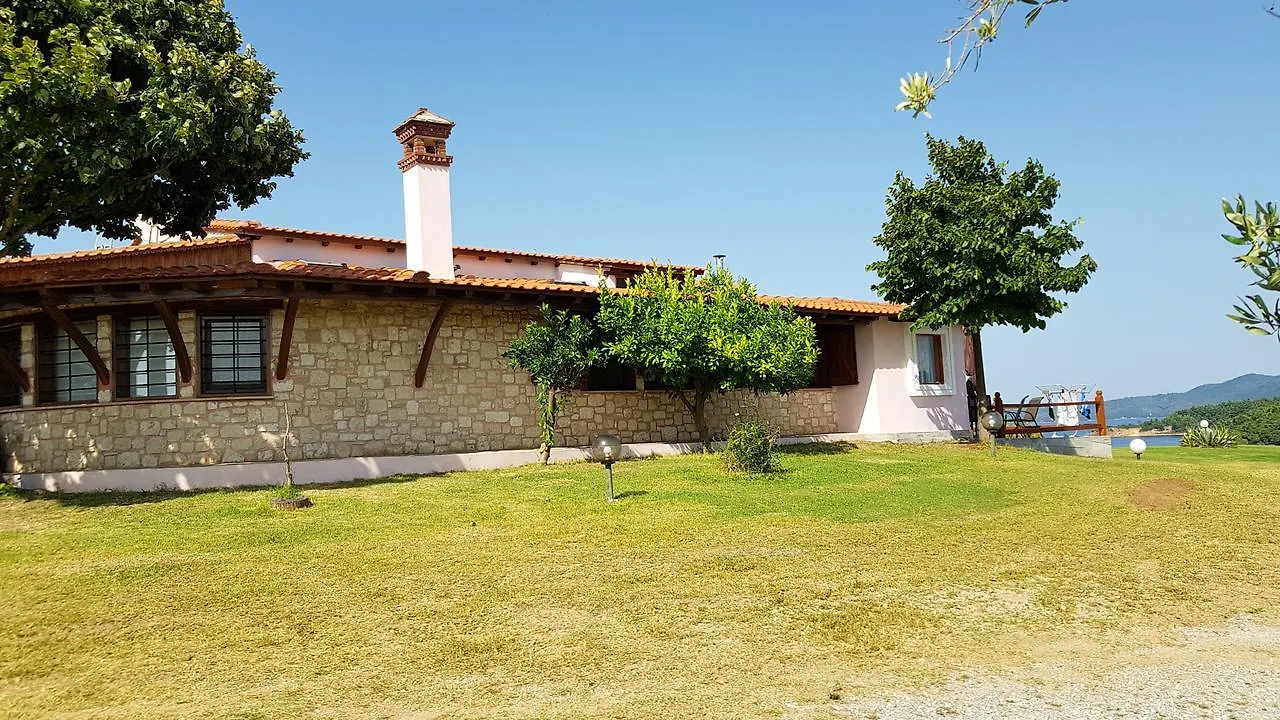 Villa Iviritiko Nea Roda Holiday home